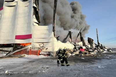 Открытое горение ликвидировали на складе Wildberries в Петербурге